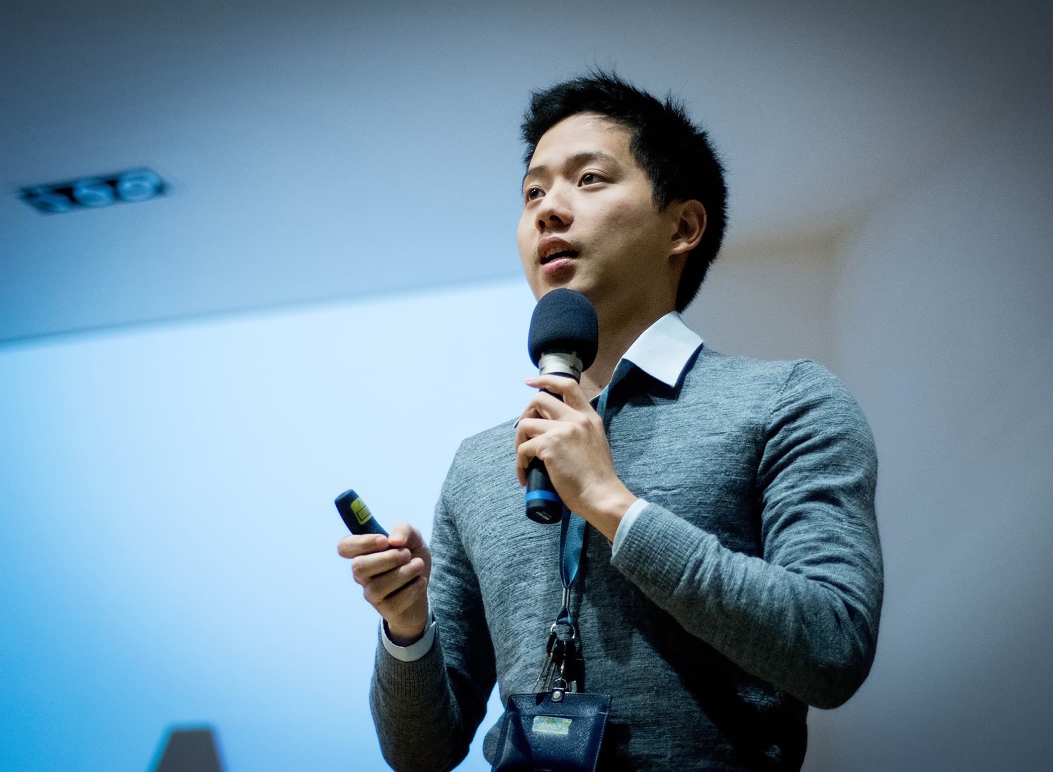 何則文專訪：不懂經營個人品牌，大學時期就被淘汰？｜文章封面